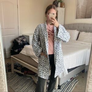 New Bobbie Wren quilted white and blue floral quilt jacket